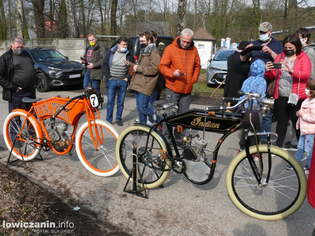 Stowarzyszenie Amicale Citroën Pologne w Głownie.