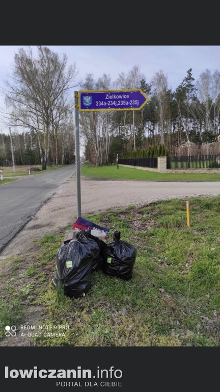 Sprzątają pobocza i liczą butelki