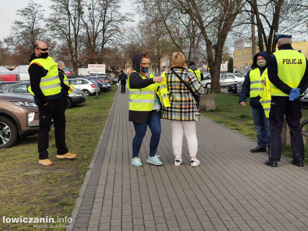 Łowickie.pl rozdaje kamizelki odblaskowe