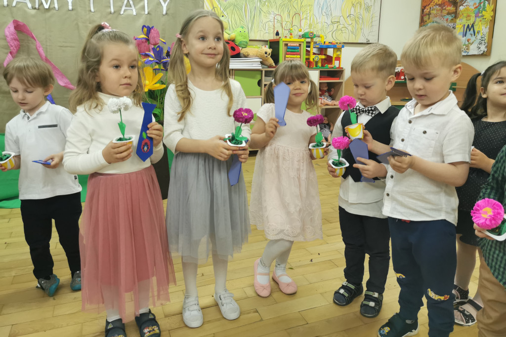 Dzień Mamy i Taty w przedszkolu Jaś i Małgosia
