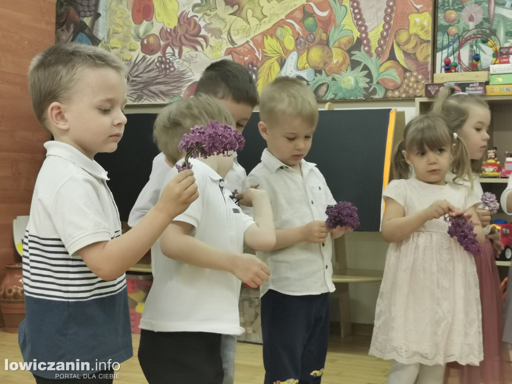 Dzień Mamy i Taty w przedszkolu Jaś i Małgosia