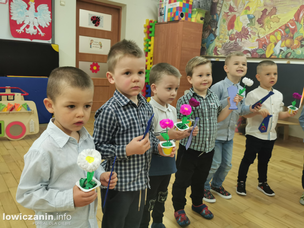 Dzień Mamy i Taty w przedszkolu Jaś i Małgosia