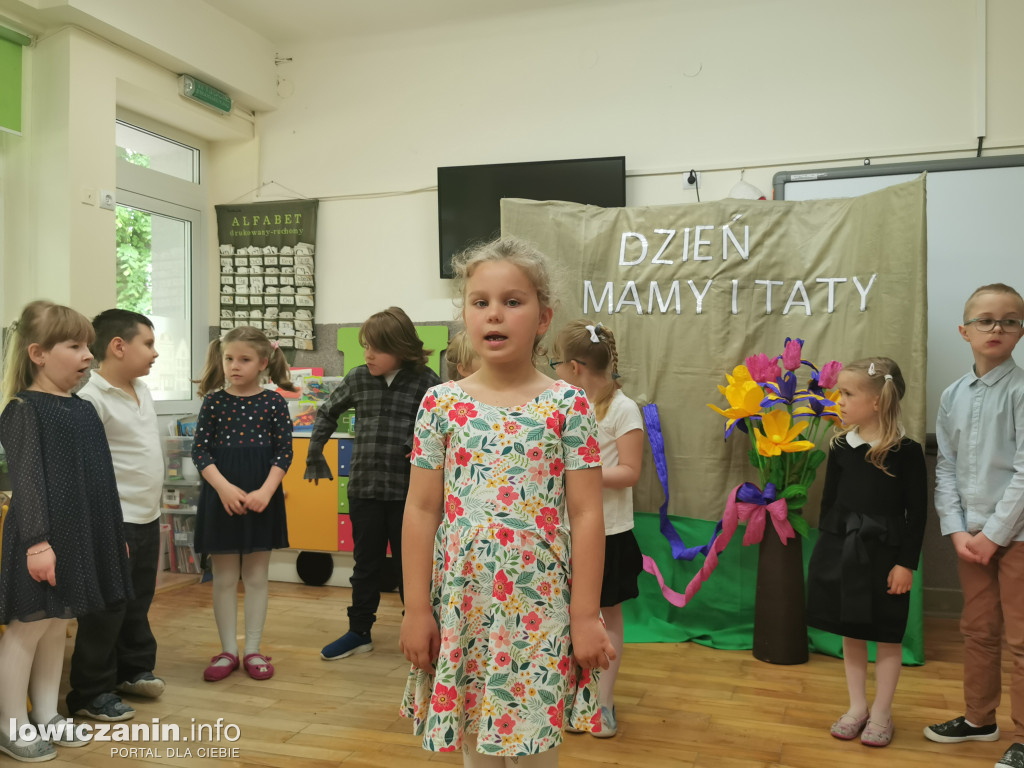 Dzień Mamy i Taty w przedszkolu Jaś i Małgosia