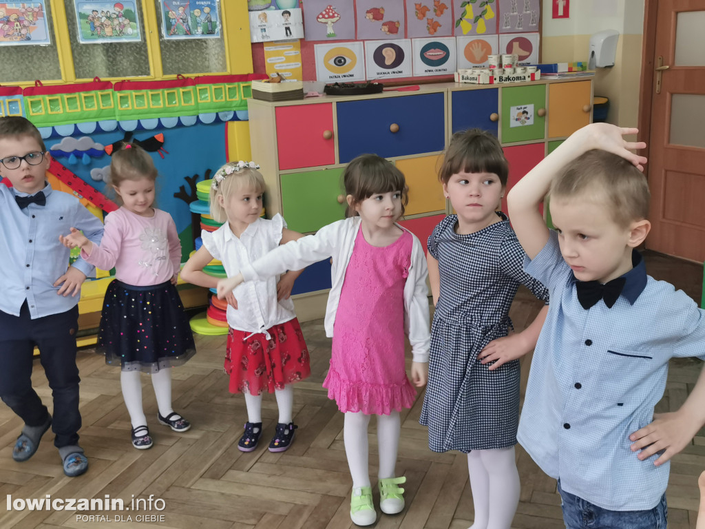 Dzień Mamy i Taty w przedszkolu Jaś i Małgosia
