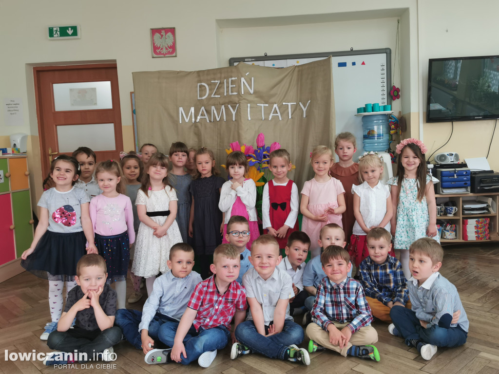 Dzień Mamy i Taty w przedszkolu Jaś i Małgosia