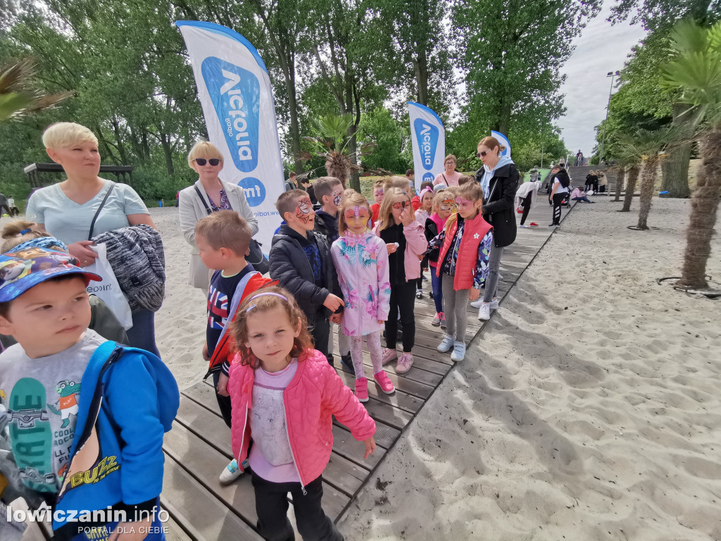 Otwarcie sezonu na plaży nad Bzurą w Łowiczu