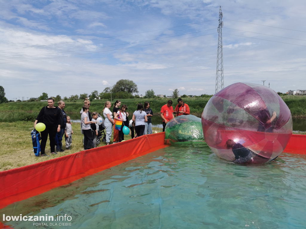 Otwarcie sezonu na plaży nad Bzurą w Łowiczu