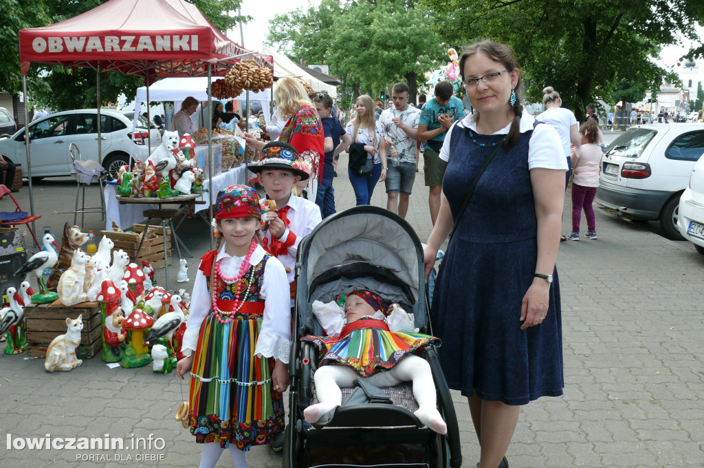 Wesołe miasteczko i bobiki w Łowiczu