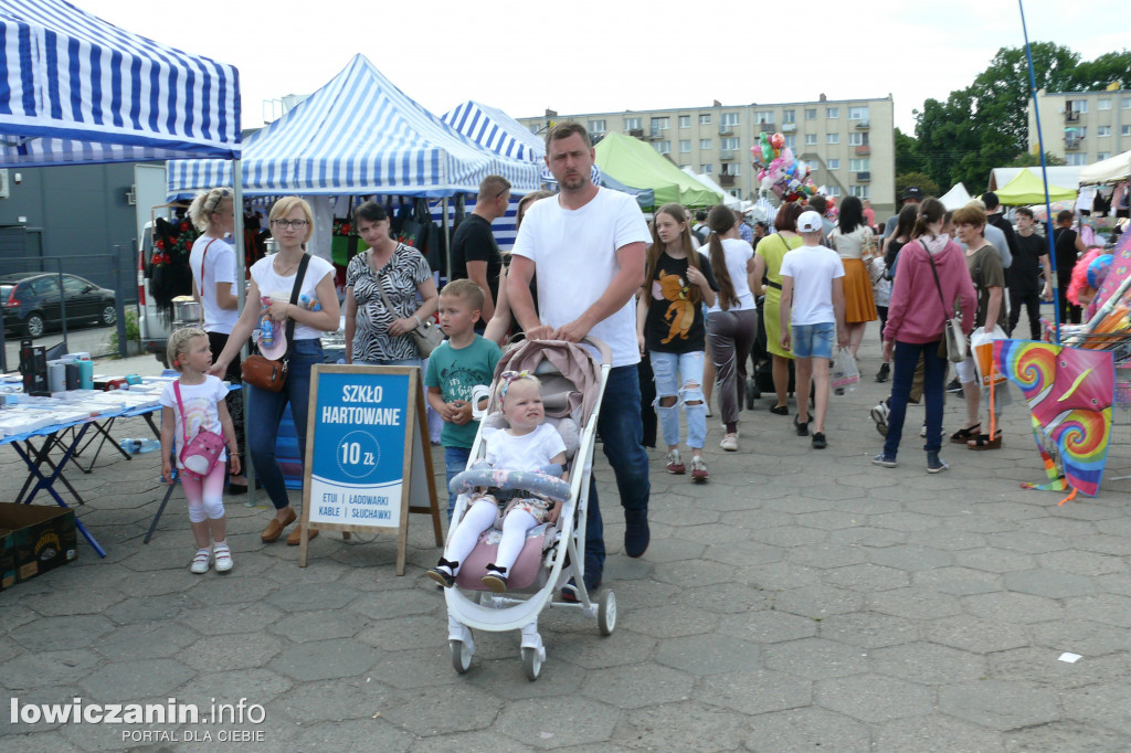 Wesołe miasteczko i bobiki w Łowiczu