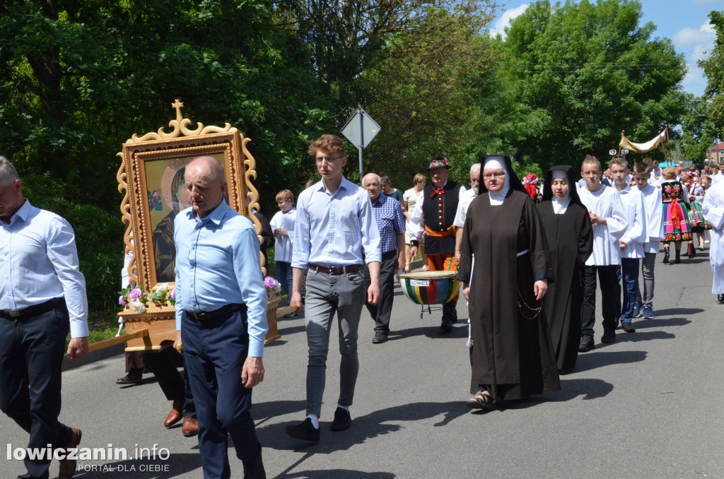 Dwie procesje eucharystyczne przeszły przez Łowicz