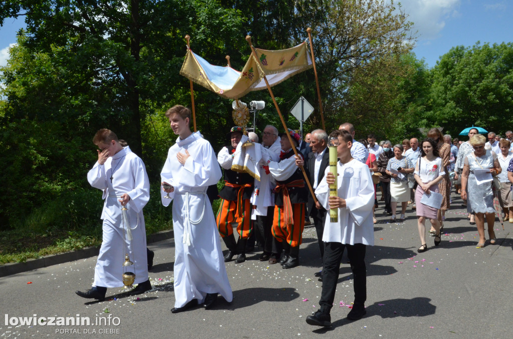 Dwie procesje eucharystyczne przeszły przez Łowicz