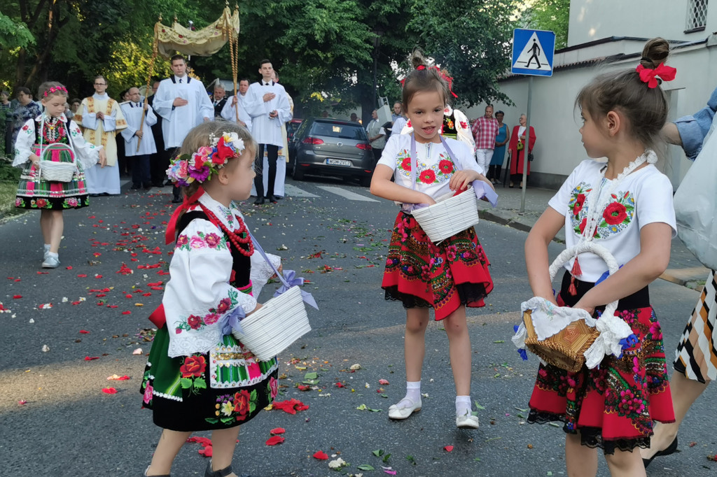 Procesja przeszła Alejami Sienkiewicza