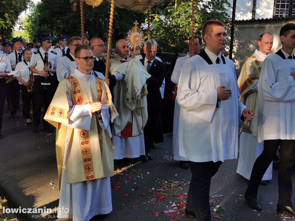 Procesja przeszła Alejami Sienkiewicza