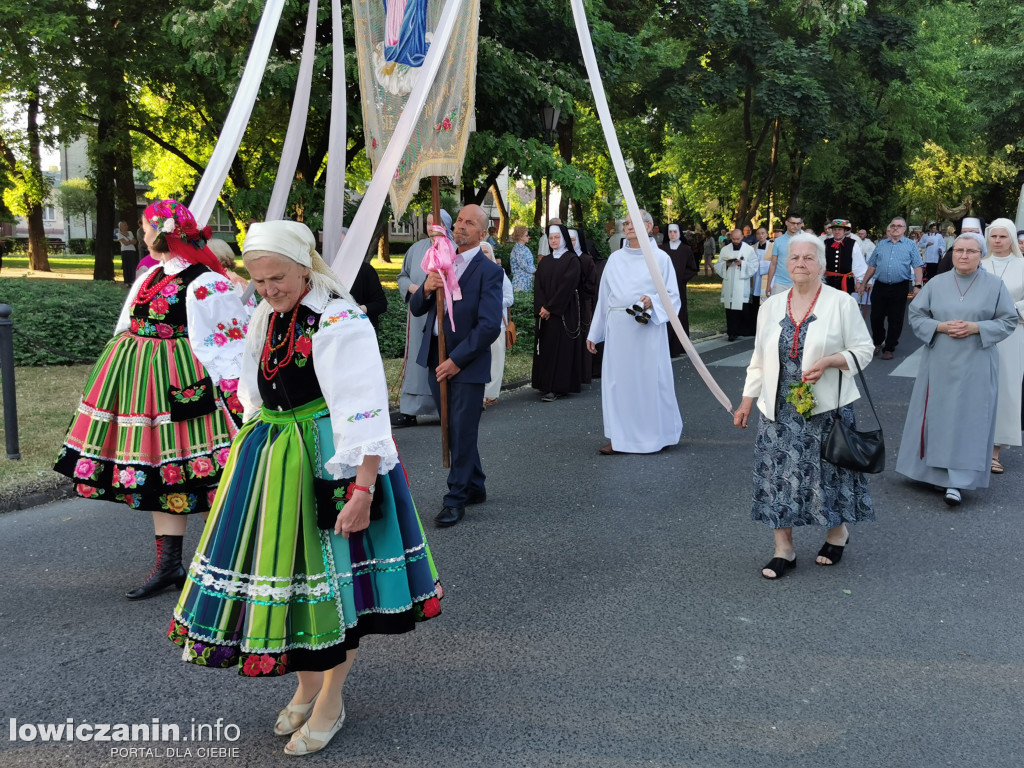 Procesja przeszła Alejami Sienkiewicza