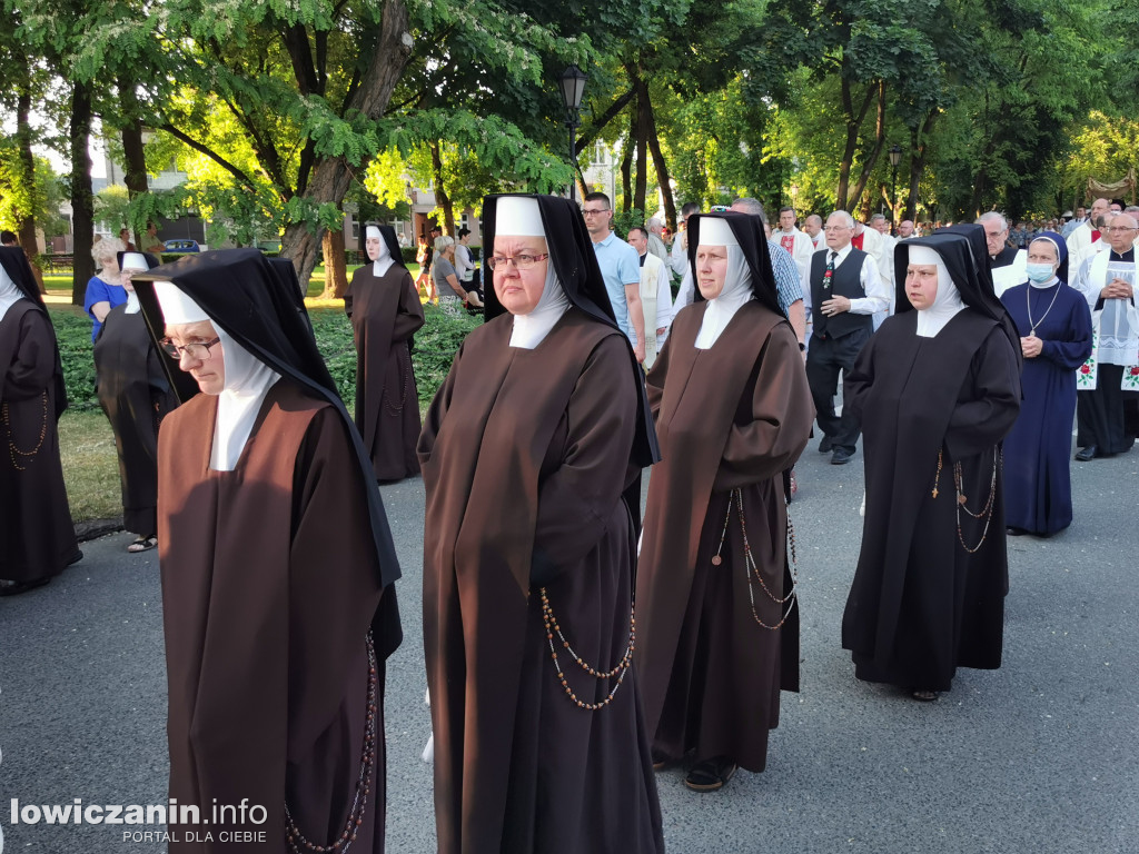 Procesja przeszła Alejami Sienkiewicza