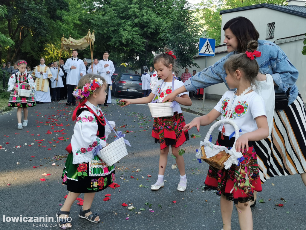 Procesja przeszła Alejami Sienkiewicza