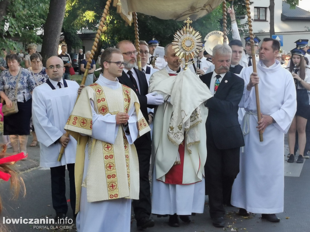 Procesja przeszła Alejami Sienkiewicza