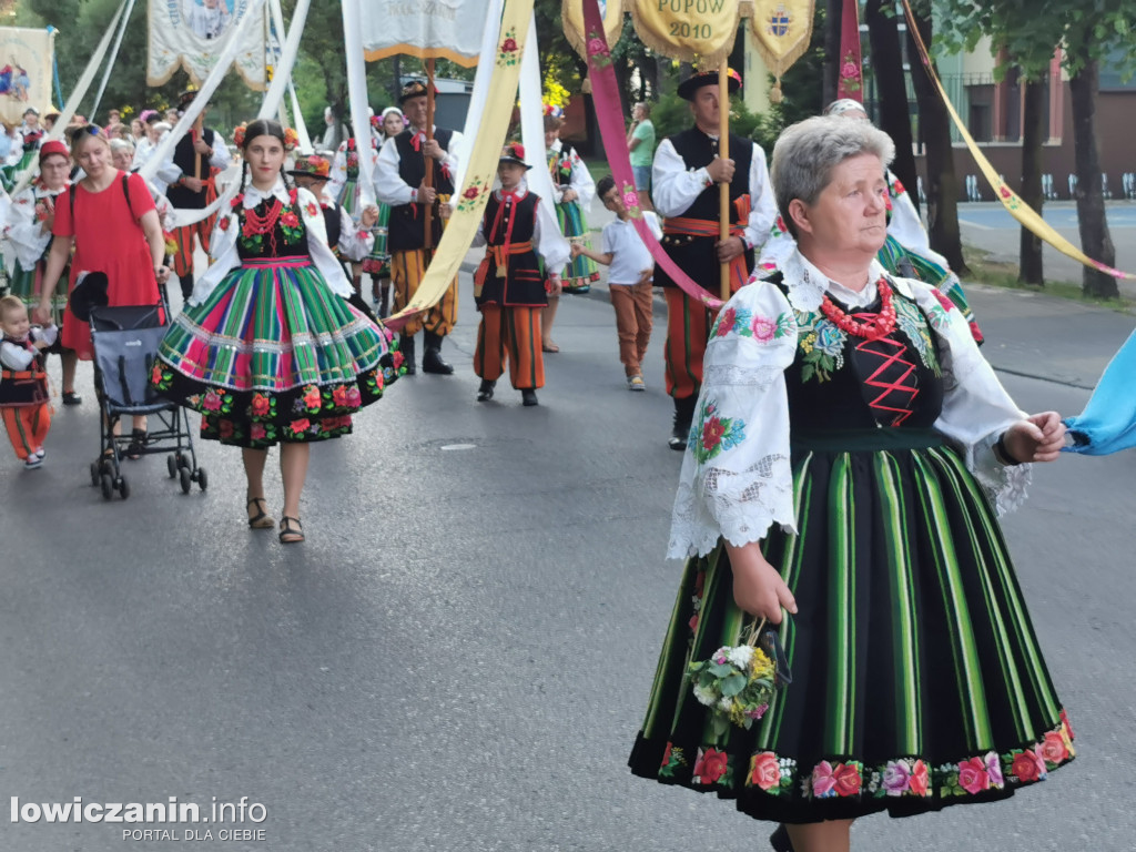 Procesja przeszła Alejami Sienkiewicza