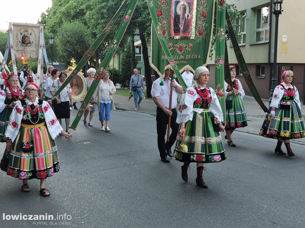 Procesja przeszła Alejami Sienkiewicza