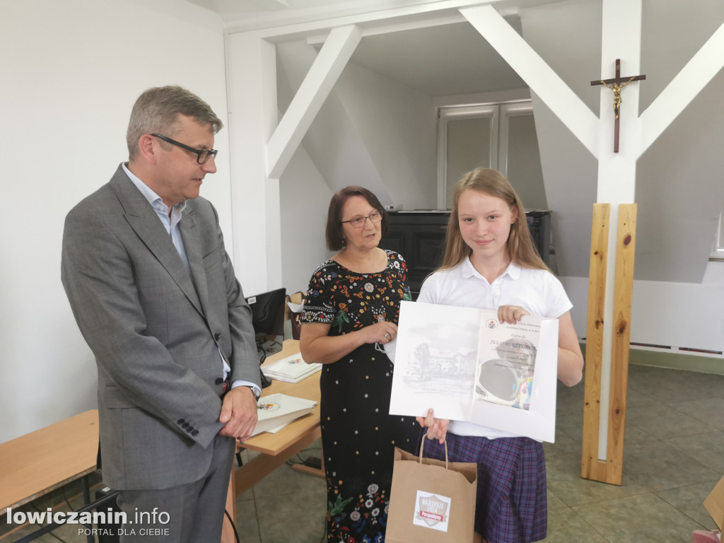 Pijarska nagrodziła za czytanie książek