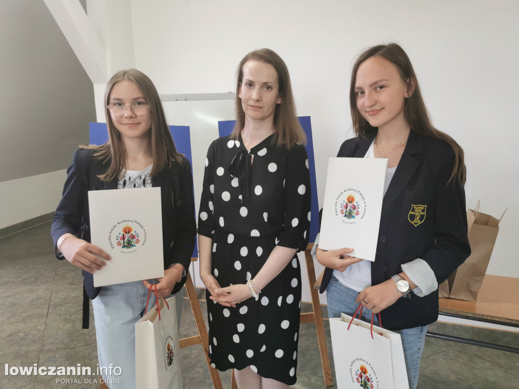 Pijarska nagrodziła za czytanie książek