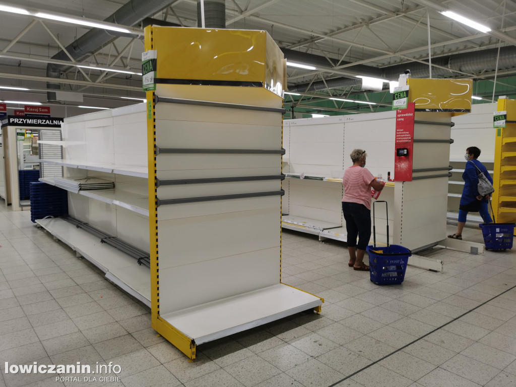 Ostatni dzień Tesco w Łowiczu