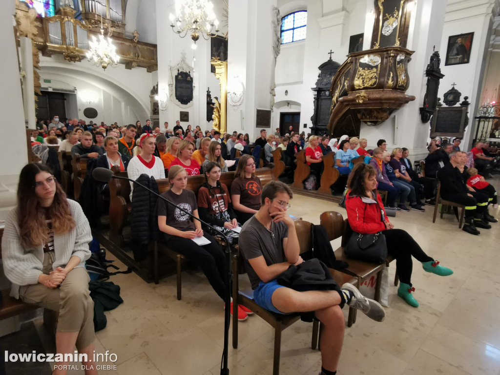 Wyjście pielgrzymki z Łowicza