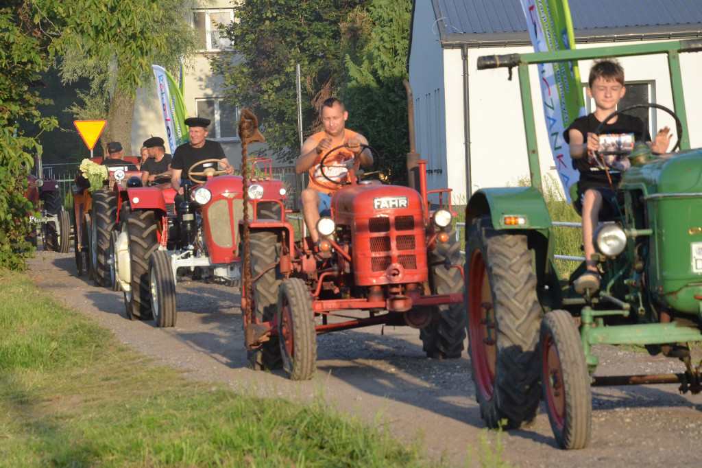III Zlot Starej Motoryzacji w Zduńskiej Dąbrowie
