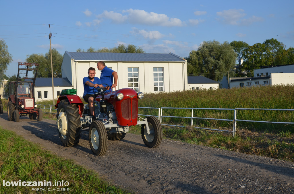 III Zlot Starej Motoryzacji w Zduńskiej Dąbrowie