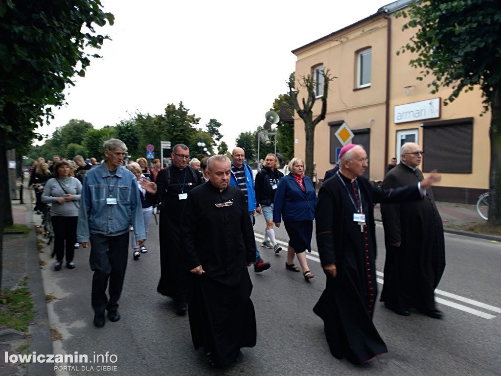 Pielgrzymka z Głowna już w drodze na Jasną Górę