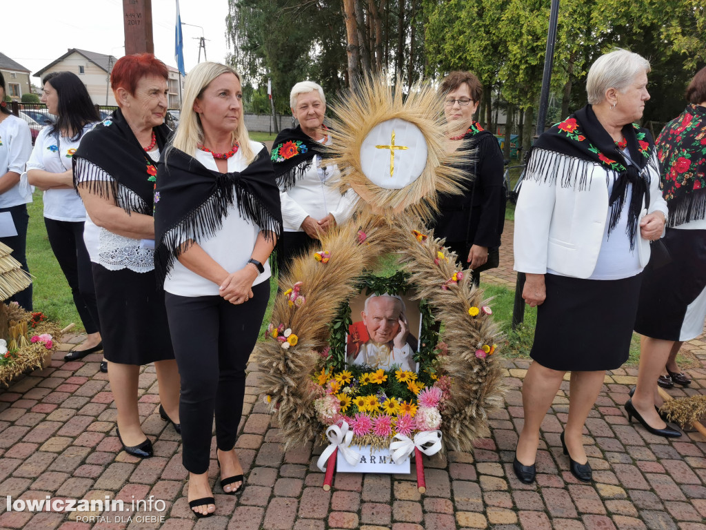 Dożynki i odpust w Bobrownikach