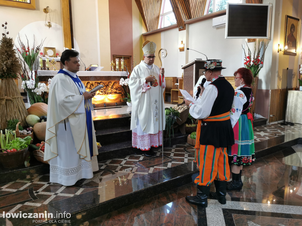 Dożynki i odpust w Bobrownikach