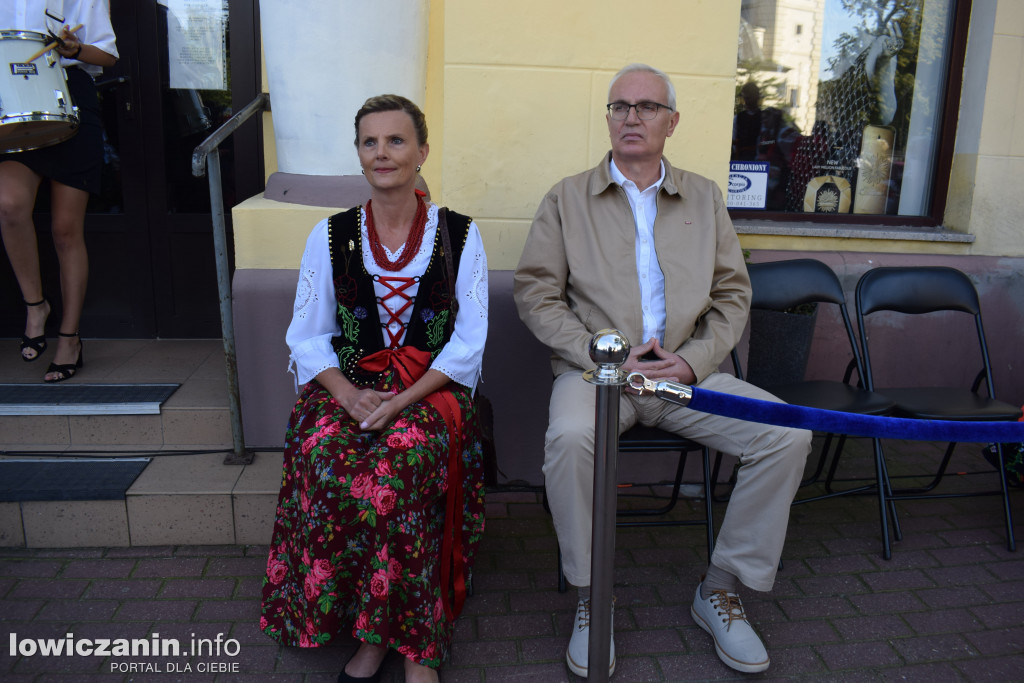 Odsłonięcie Gwiozd Łowickich
