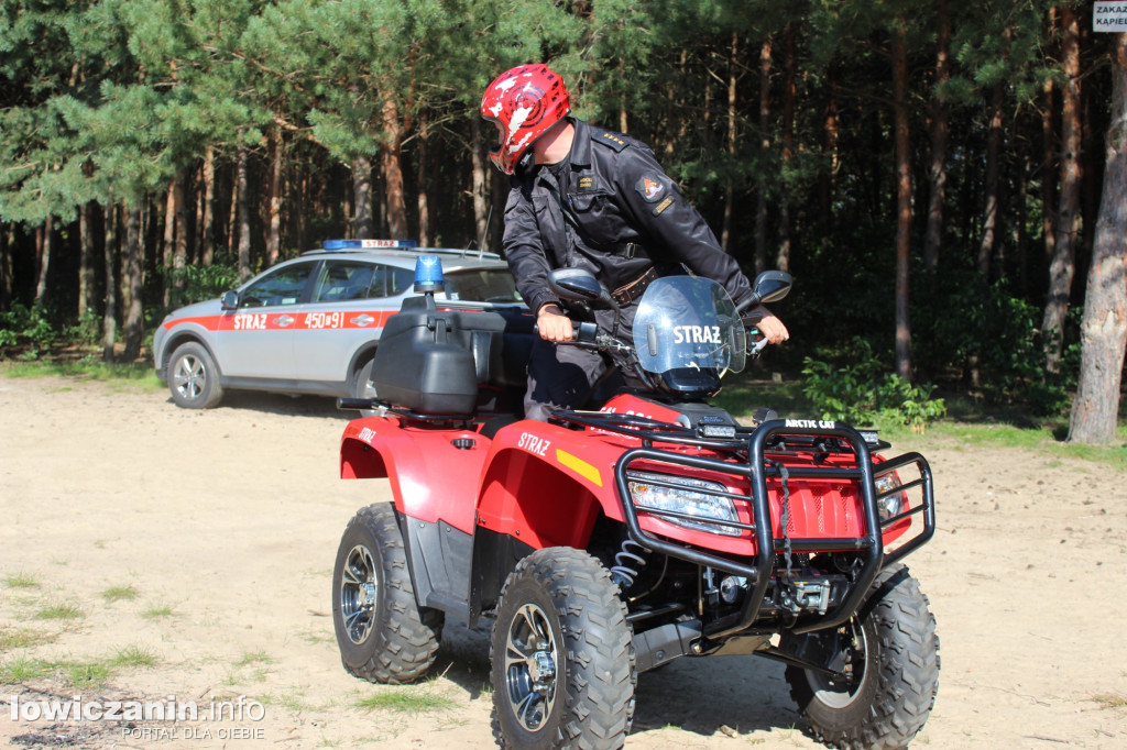 25 zastępów straży na Guźni
