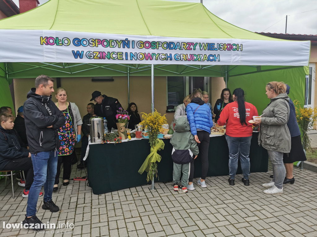 Trwa piknik przy OSP Gzinka