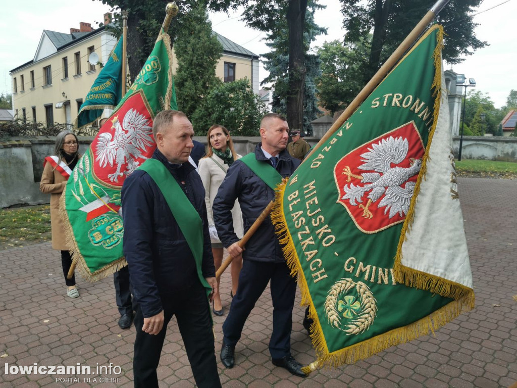 Główni politycy PSL na odsłonięciu pomnika Witosa