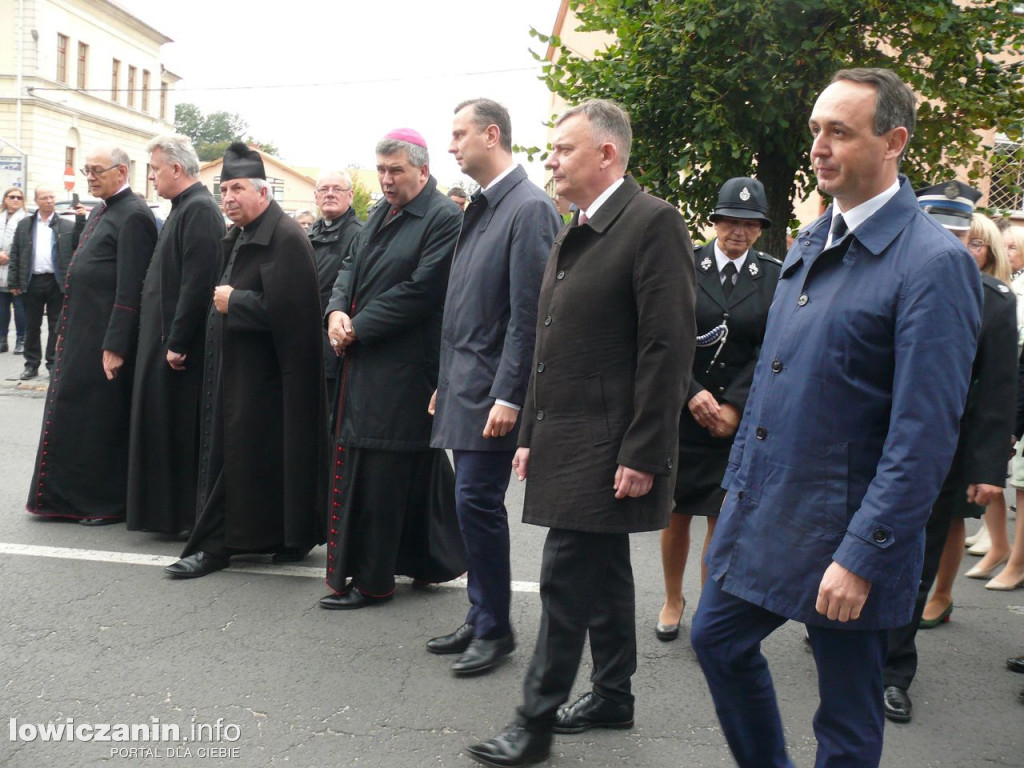Główni politycy PSL na odsłonięciu pomnika Witosa