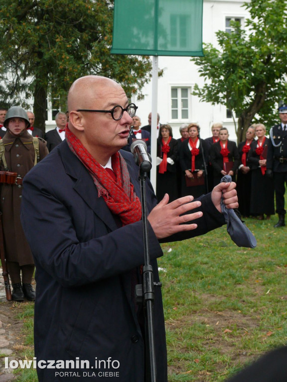 Główni politycy PSL na odsłonięciu pomnika Witosa