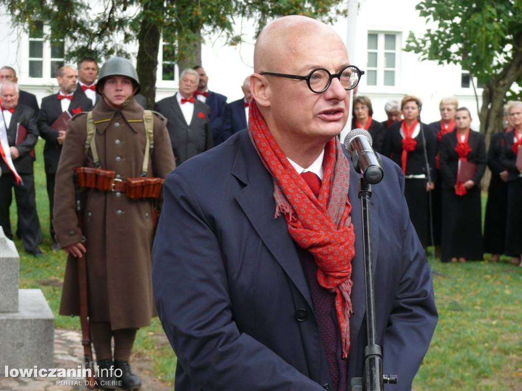 Główni politycy PSL na odsłonięciu pomnika Witosa