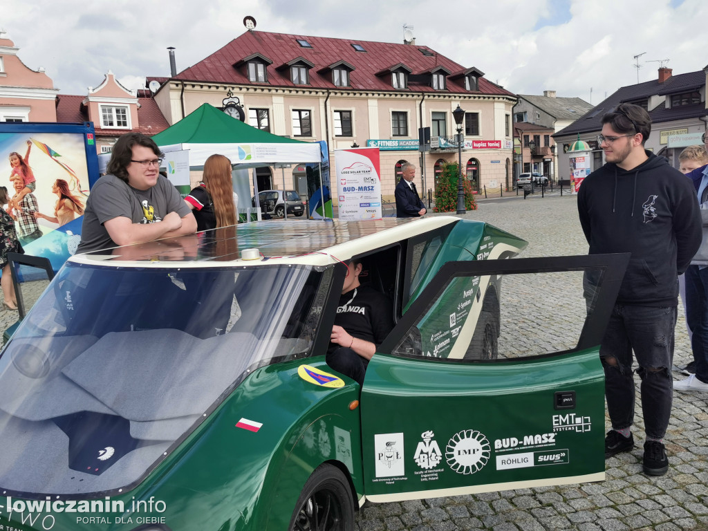 Piknik Czyste Powietrze na Nowym Rynku w Łowiczu