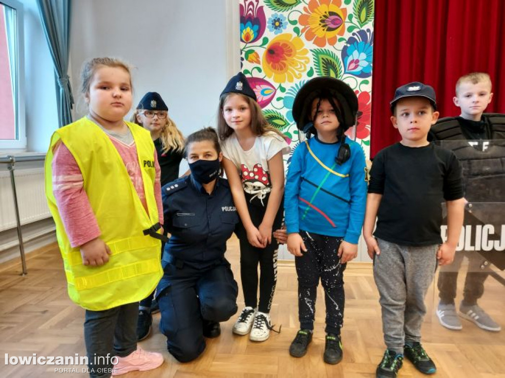 Policjanci na Nocy Bibliotek