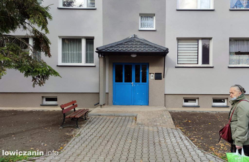 Docieplenie bloku nr 10 na Dąbrowskiego