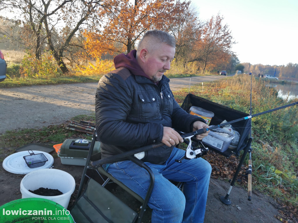 Zawody wędkarskie nad zalewem