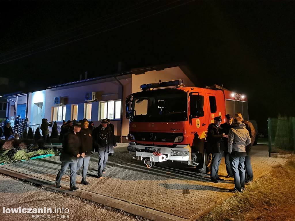 Mercedes Atego dojechał do OSP Złaków Borowy.