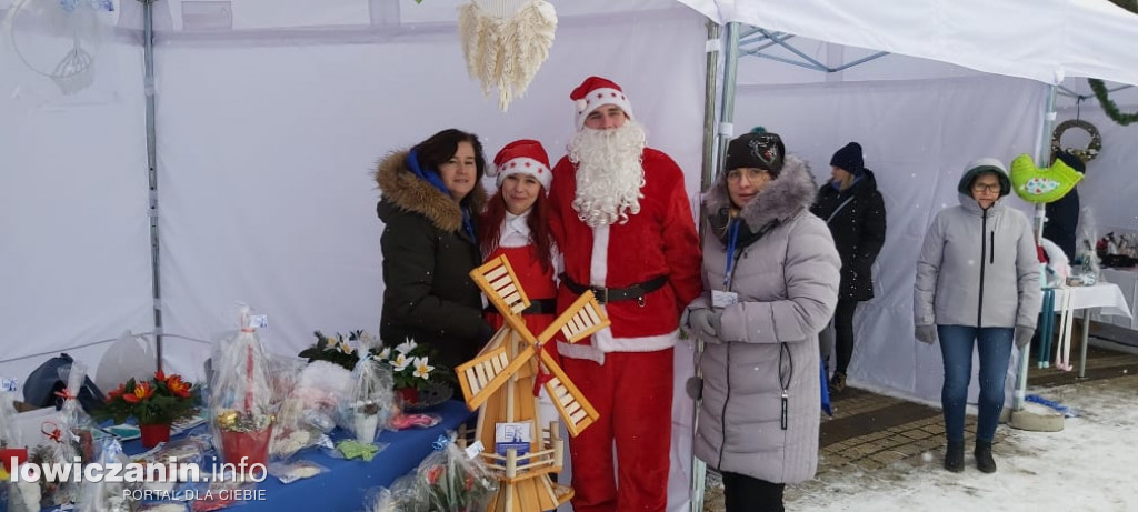 Jarmark świąteczny w Żychlinie