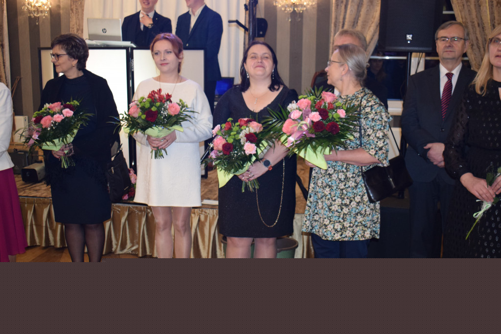 Studniówka I LO w Łowiczu 2022