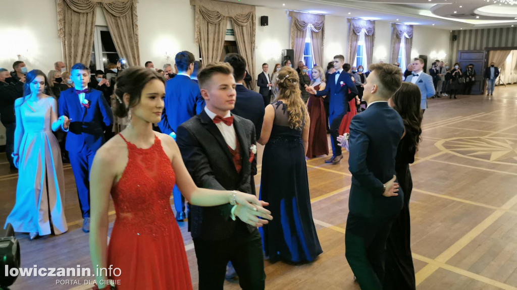 Studniówka I LO w Łowiczu 2022