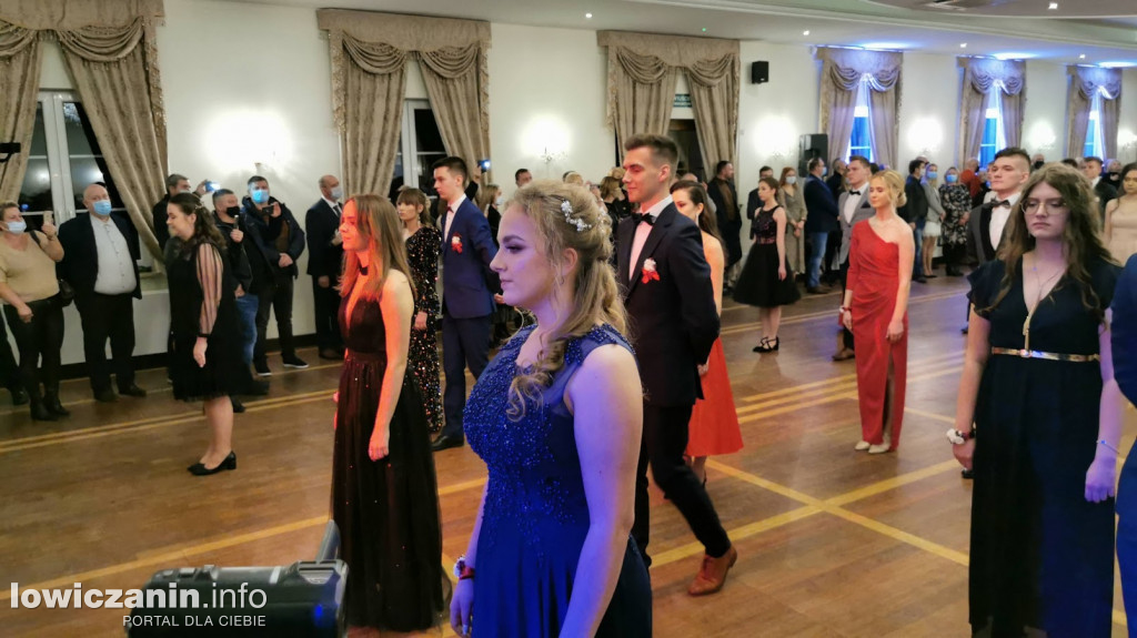 Studniówka I LO w Łowiczu 2022