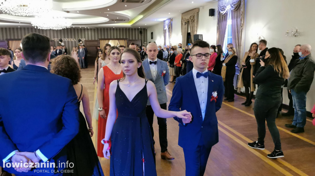 Studniówka I LO w Łowiczu 2022