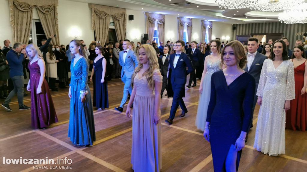 Studniówka I LO w Łowiczu 2022